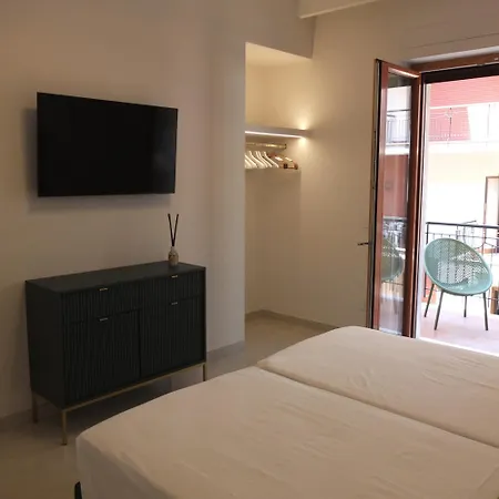 F&m House Apartamento Sorrento